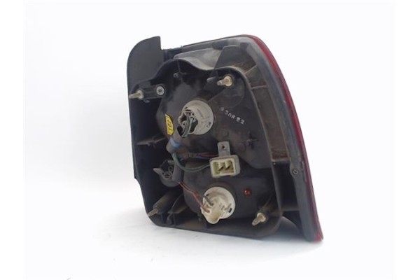 Recambio de piloto trasero izquierdo para hyundai lantra (j1) referencia OEM IAM 9240128520  