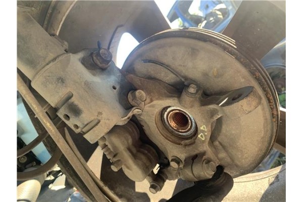 Recambio de mangueta delantero derecha para mitsubishi outlander (cw0) 2.0 di-d intense referencia OEM IAM 3870A008  