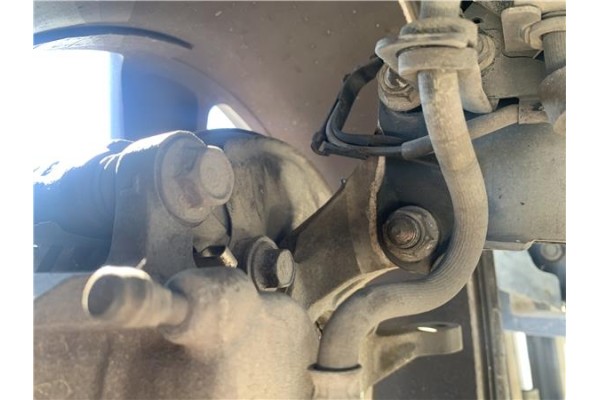 Recambio de mangueta delantero derecha para mitsubishi outlander (cw0) 2.0 di-d intense referencia OEM IAM 3870A008  