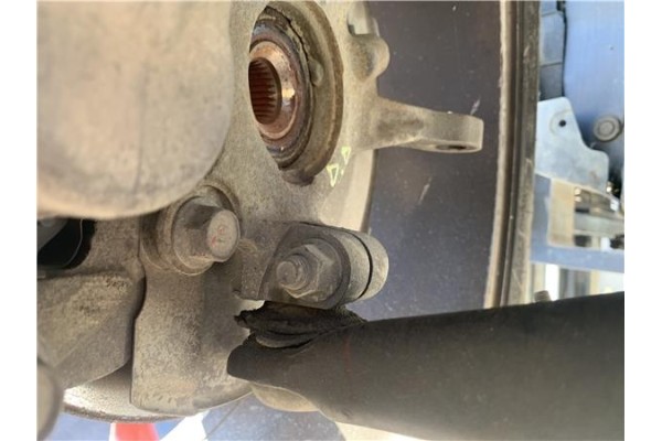 Recambio de mangueta delantero derecha para mitsubishi outlander (cw0) 2.0 di-d intense referencia OEM IAM 3870A008  