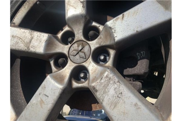 Recambio de mangueta delantero derecha para mitsubishi outlander (cw0) 2.0 di-d intense referencia OEM IAM 3870A008  