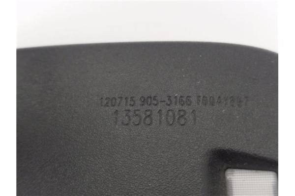 Recambio de retrovisor interior para opel astra k berlina 5p 1.6 dynamic referencia OEM IAM 13581081 E11026140 