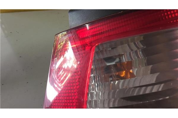 Recambio de piloto trasero izquierdo para renault megane i (ba0/1_) 1.6 referencia OEM IAM 7700428320  