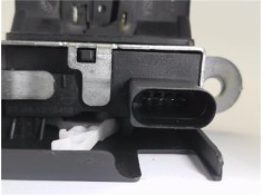 Recambio de cierre electromagnetico porton para volkswagen golf vi (5k1) 1.6 advance referencia OEM IAM 5K0827505A  