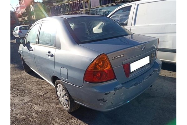 suzuki liana (rh/er) del año 2004