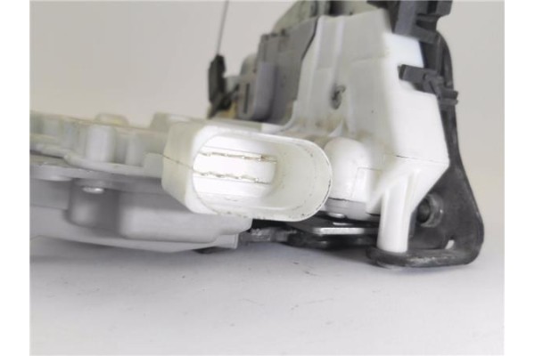 Recambio de cierre electromagnetico delantero izquierdo para seat altea xl (5p5) 2.0 freetrack 4x4 referencia OEM IAM   