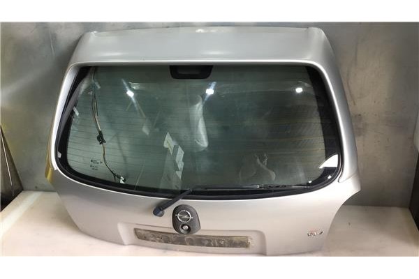 Recambio de porton trasero para opel corsa b 1.2 i 16v referencia OEM IAM 126486  