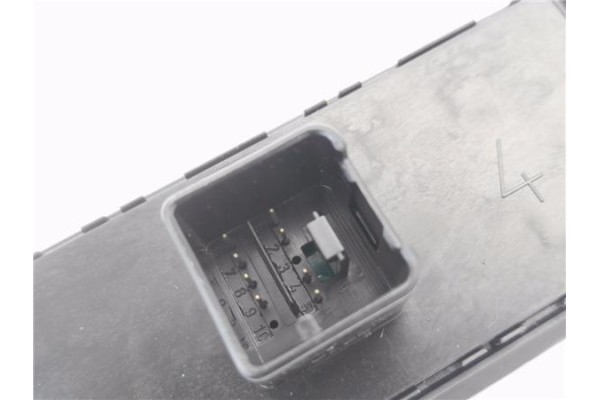 Recambio de mando elevalunas delantero izquierdo para volkswagen golf vi (5k1) 1.6 advance referencia OEM IAM 1K4959857B 5K08672