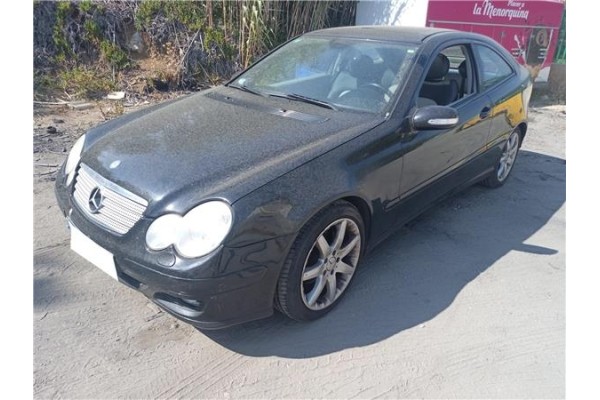 mercedes-benz clase c (bm 203) sportcoupe del año 2005