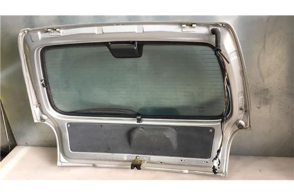 Recambio de porton trasero para opel corsa b 1.2 i 16v referencia OEM IAM 126486  