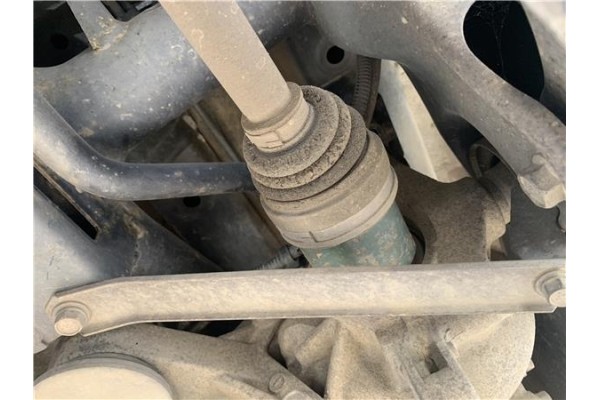 Recambio de palier trasero izquierdo para mitsubishi outlander (cw0) 2.0 di-d intense referencia OEM IAM 3715A031  