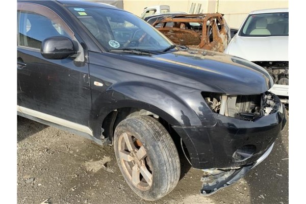 Recambio de aleta delantero derecha para mitsubishi outlander (cw0) 2.0 di-d intense referencia OEM IAM 5220C672  