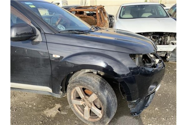 Recambio de aleta delantero derecha para mitsubishi outlander (cw0) 2.0 di-d intense referencia OEM IAM 5220C672  