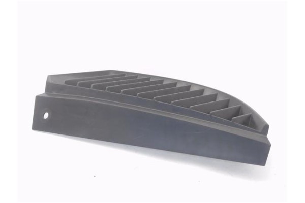 Recambio de rejilla capo para mitsubishi colt cz3 berl. 5 (z30a) 1.1 inform (d) referencia OEM IAM MN127774  