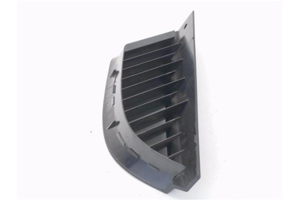 Recambio de rejilla capo para mitsubishi colt cz3 berl. 5 (z30a) 1.1 inform (d) referencia OEM IAM MN127774  