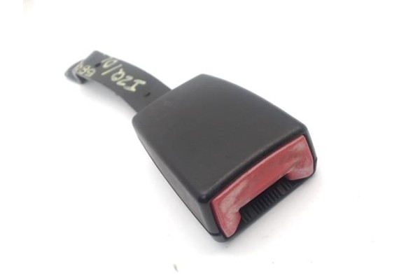 Recambio de anclaje cinturon delantero izquierdo para volkswagen polo iv (9n1) 1.4 tdi referencia OEM IAM   