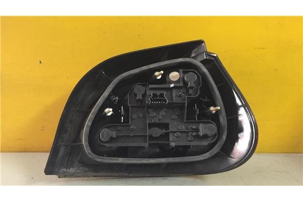 Recambio de piloto trasero izquierdo para renault megane i fase 2 berlina (ba0) 1.9 d authentique referencia OEM IAM 7700428320 