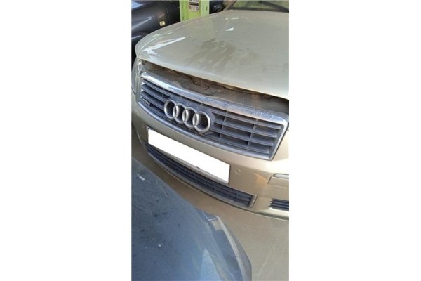 Recambio de rejilla capo para audi a8 (4e) 4.0 tdi quattro referencia OEM IAM   