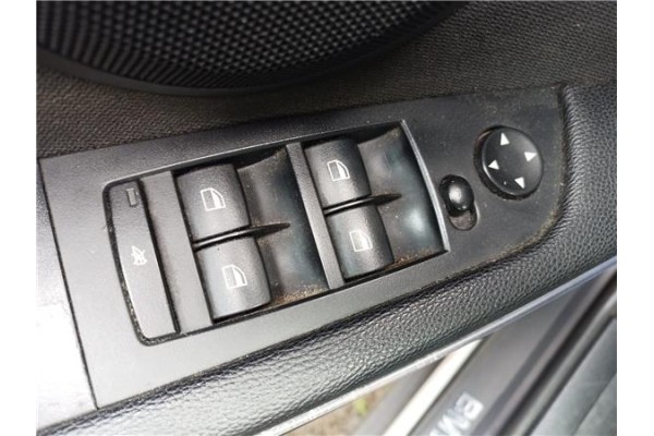 Recambio de mando elevalunas delantero izquierdo para bmw serie 3 berlina (e90) 3.0 330d referencia OEM IAM   
