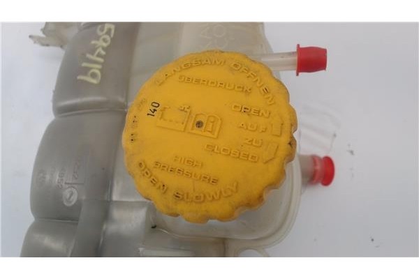 Recambio de botella expansion para opel meriva 1.7 cdti referencia OEM IAM 13160252 1304611 