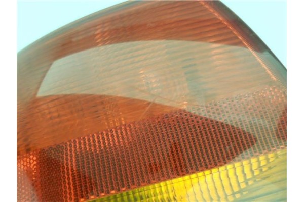 Recambio de piloto trasero izquierdo para audi a3 sportback (8pa) 2.0 tdi ambiente referencia OEM IAM 8P4945095  