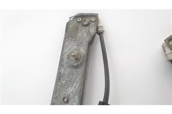 Recambio de mecanismo elevalunas delantero izquierdo para bmw serie 3 berlina (e46) referencia OEM IAM 67628362063 51338229105 5