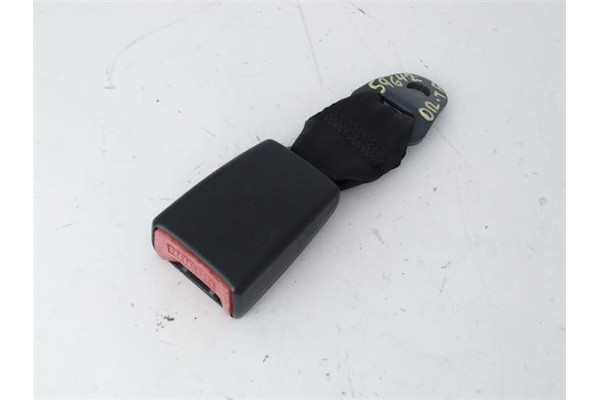 Recambio de anclaje cinturon trasero derecho para citroen c3 1.1 i referencia OEM IAM   