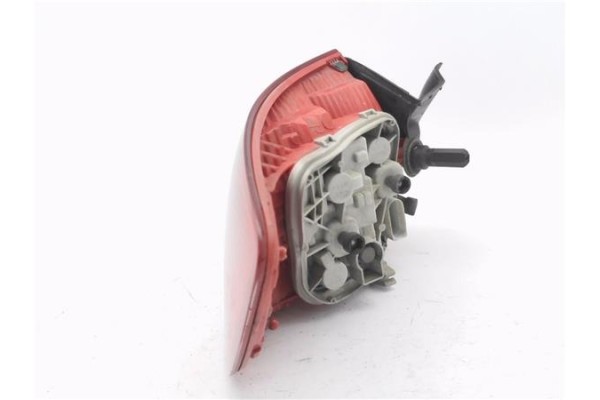 Recambio de piloto trasero derecho para audi a3 sportback (8pa) 2.0 tdi ambiente referencia OEM IAM 8P4945096C  