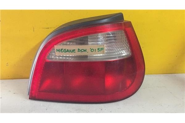 Recambio de piloto trasero derecho para renault megane i (ba0/1_) 1.4 16v (ba0d, ba1h, ba0w, ba10) referencia OEM IAM 7700428321