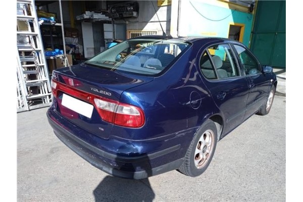 seat toledo (1m2) del año 2000