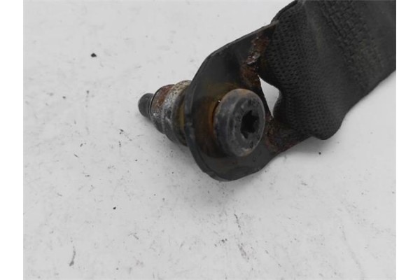 Recambio de cinturon seguridad delantero izquierdo para opel corsa c referencia OEM IAM 33040326  