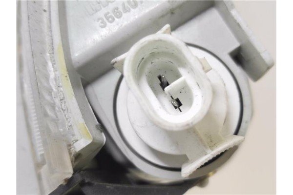 Recambio de intermitente delantero dcho para lancia y 10 1.1 i.e. fire (156ag) referencia OEM IAM 35640748 35640724 