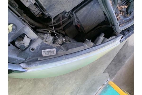 Recambio de faro delantero izquierdo para renault grand scénic iii (jz0/1_) 1.5 dci referencia OEM IAM 89906003 260601946R 
