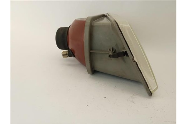 Recambio de faro delantero izquierdo para peugeot 205 ii (20a/c) referencia OEM IAM 6204A4  