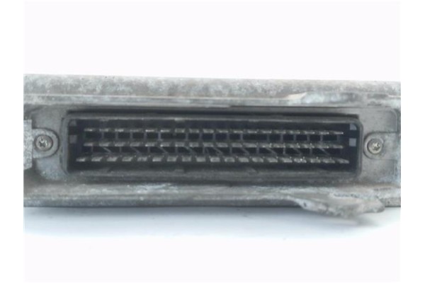 Recambio de centralita para citroen saxo 1.4 vts referencia OEM IAM 9630784680 IAW1AP40 