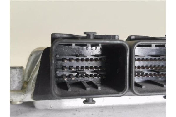 Recambio de centralita para citroen saxo 1.1 x referencia OEM IAM 9637838780 261206246 