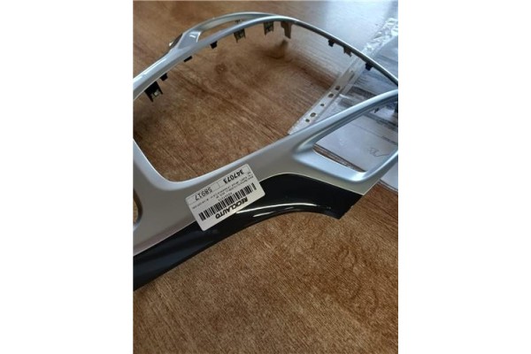 Recambio de embellecedor consola central para opel astra j berlina 5p 1.6 excellence referencia OEM IAM 13257562  