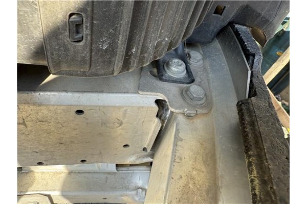 Recambio de refuerzo paragolpes para bmw serie 1 berlina 5p (f20) 2.0 116d referencia OEM IAM 51127240912  