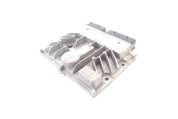 Recambio de centralita para opel mokka 1.7 excellence referencia OEM IAM 55596662  