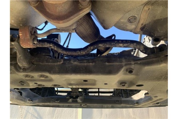 Recambio de barra estabilizadora delantero para kia ceed sportswagon (ed) 2.0 emotion referencia OEM IAM 548111H100  