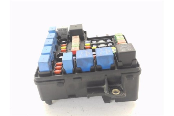 Recambio de caja fusibles/rele para kia ceed sportswagon (ed) 2.0 emotion referencia OEM IAM 919501H030  