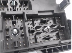 Recambio de caja fusibles/rele para kia ceed sportswagon (ed) 2.0 emotion referencia OEM IAM 919501H030  