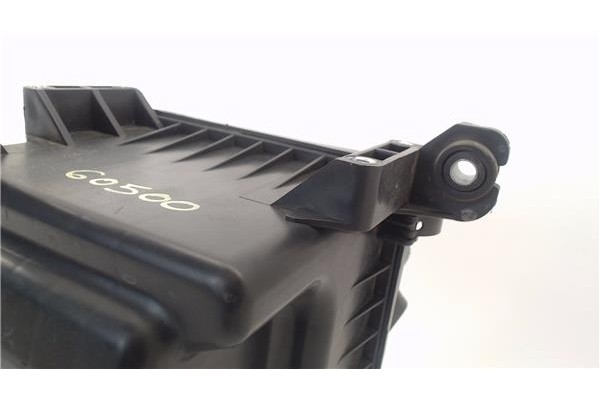 Recambio de carcasa filtro aire para kia ceed sportswagon (ed) 2.0 emotion referencia OEM IAM 281101H300  