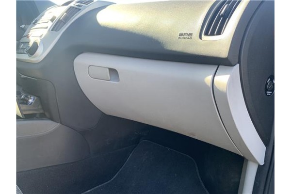 Recambio de guantera salpicadero para kia ceed sportswagon (ed) 2.0 emotion referencia OEM IAM 845101H000ED  