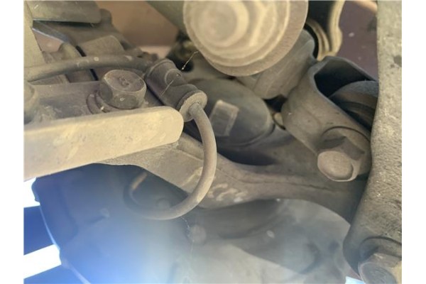 Recambio de mangueta trasero derecha para kia ceed sportswagon (ed) 2.0 emotion referencia OEM IAM 527201H000  