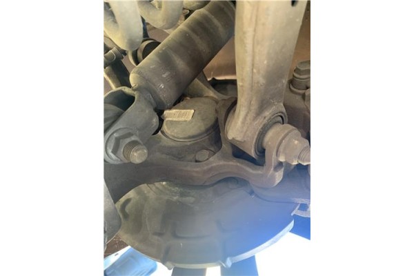 Recambio de mangueta trasero derecha para kia ceed sportswagon (ed) 2.0 emotion referencia OEM IAM 527201H000  