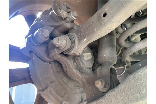 Recambio de mangueta trasero izquierda para kia ceed sportswagon (ed) 2.0 emotion referencia OEM IAM 527101H000  