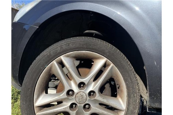 Recambio de pase rueda delantero izquierdo para kia ceed sportswagon (ed) 2.0 emotion referencia OEM IAM 868111H000  