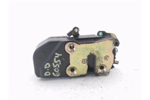 Recambio de cierre electromagnetico delantero derecho para chrysler pt cruiser 1.6 route 66 referencia OEM IAM 5027960AF  