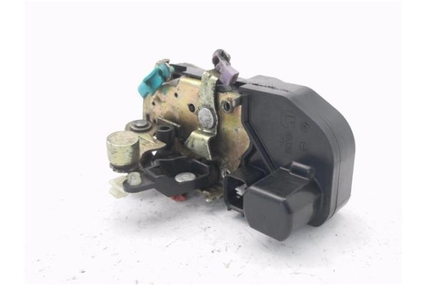 Recambio de cierre electromagnetico delantero derecho para chrysler pt cruiser 1.6 route 66 referencia OEM IAM 5027960AF  